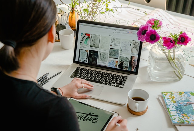 Les 7 Qualités Indispensables d’un Bon Webmaster